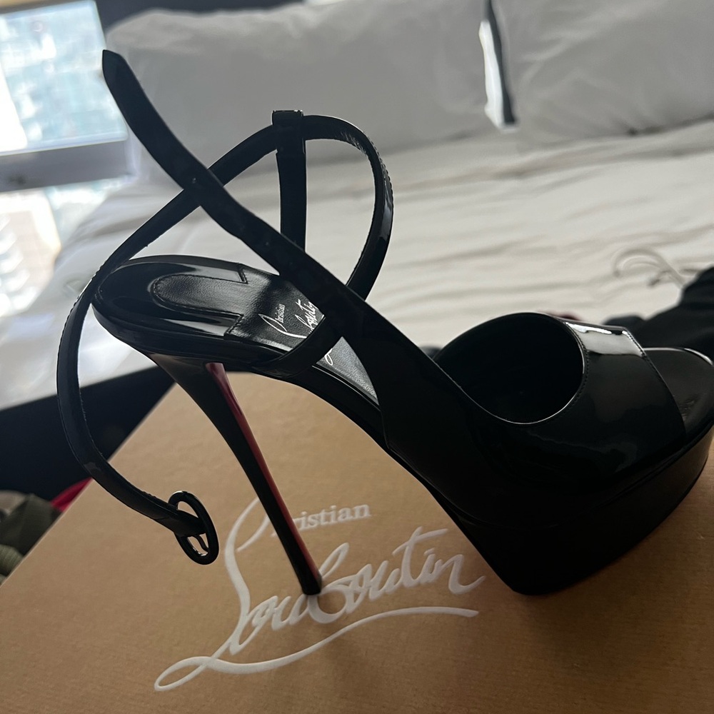 Christian Louboutin size 39 patent
